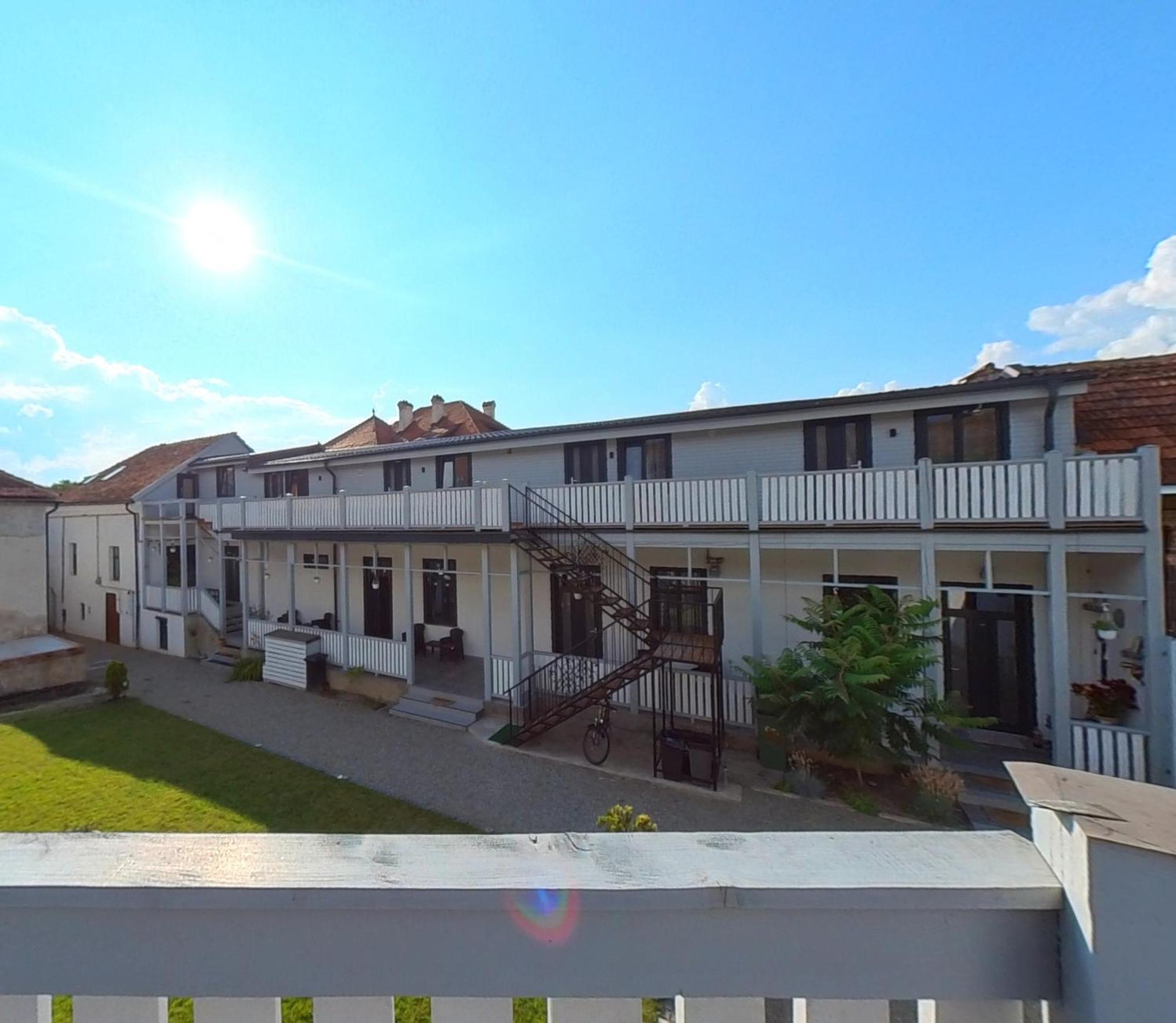 Casa J. Gusbeth - Brasov Apartment Exterior foto